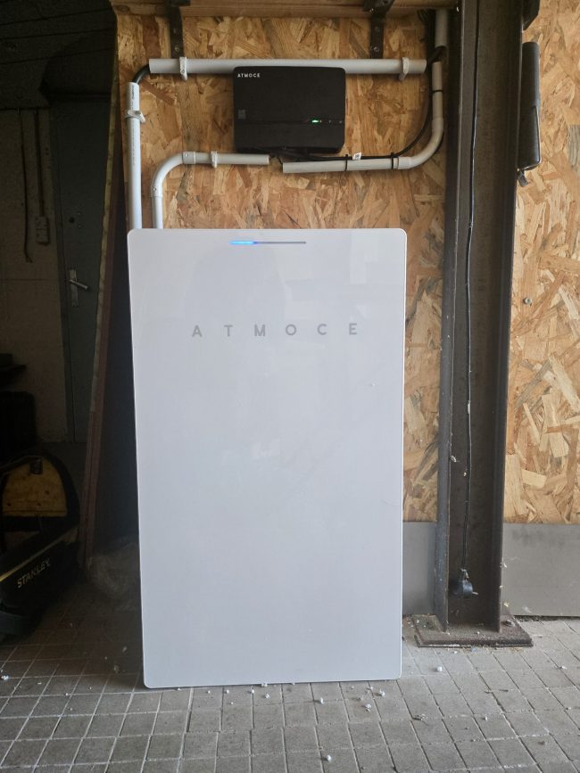 installation d'une batterie externe pour panneaux solaires